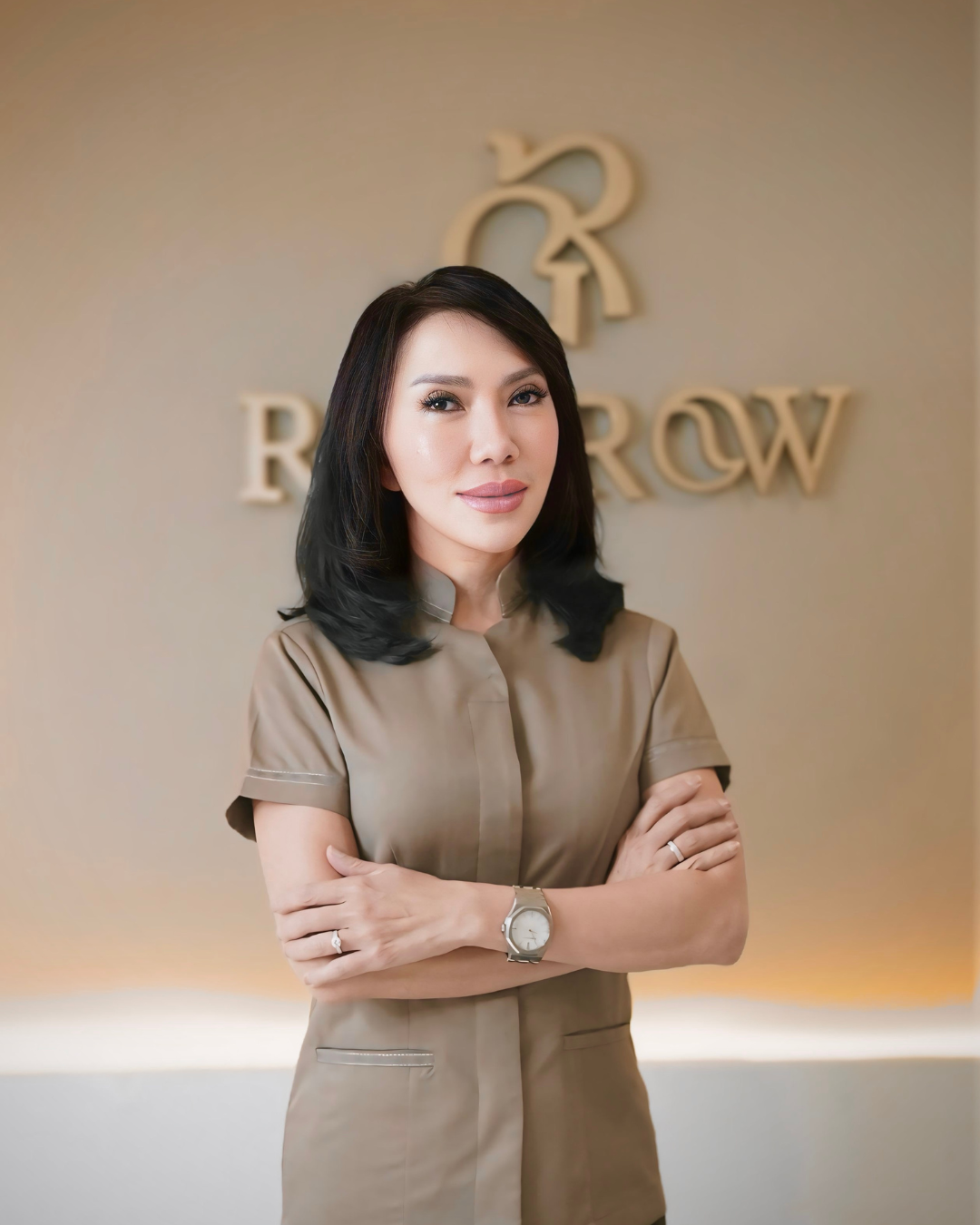 regrow hair clinic's hair specialist